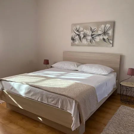 게스트하우스 Sobe Lea 3*